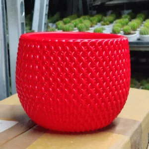 18 cm New York Red Colour Decorative Plastic Pot