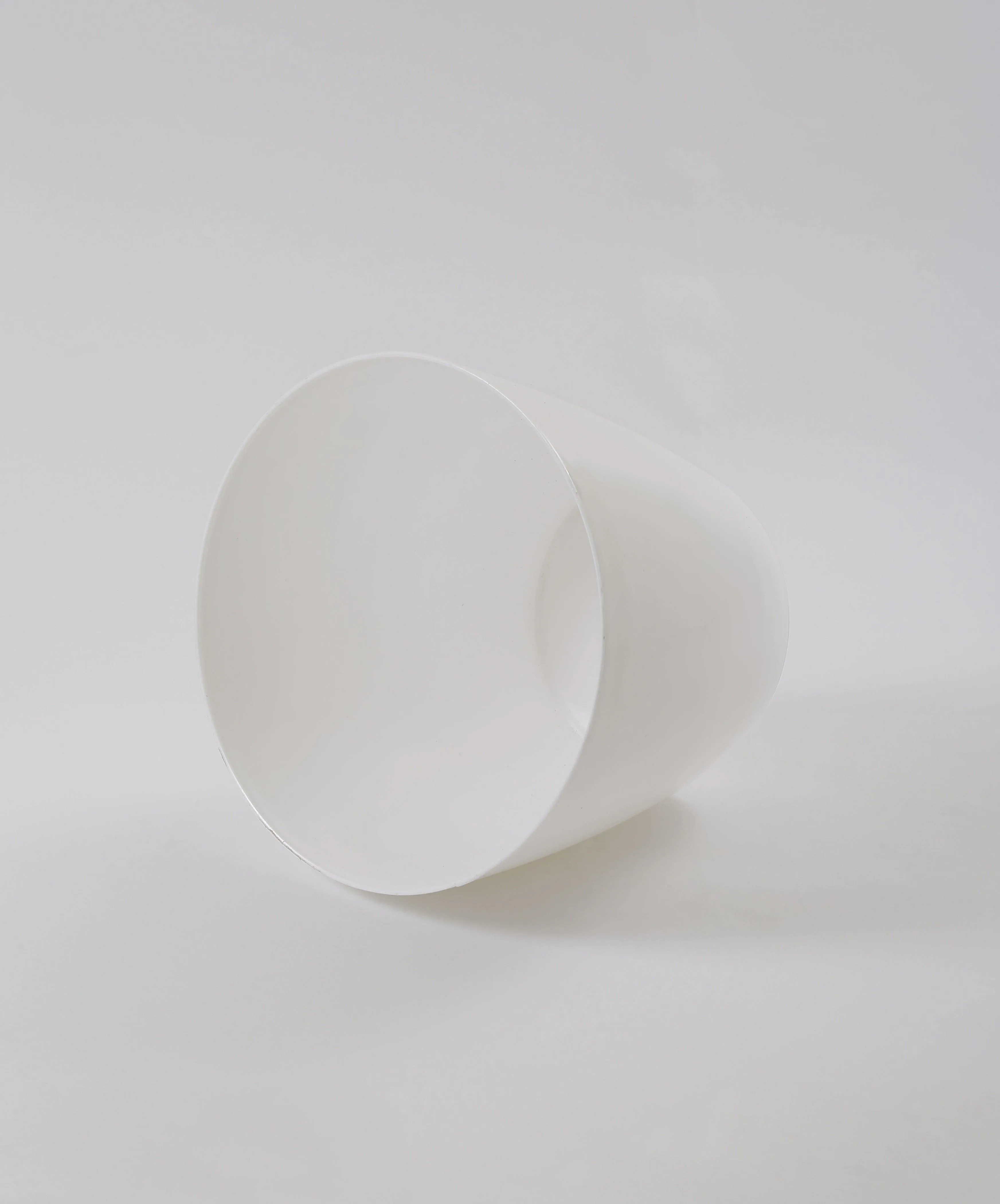 3.5 Inch White Singapore Pot (90mm)