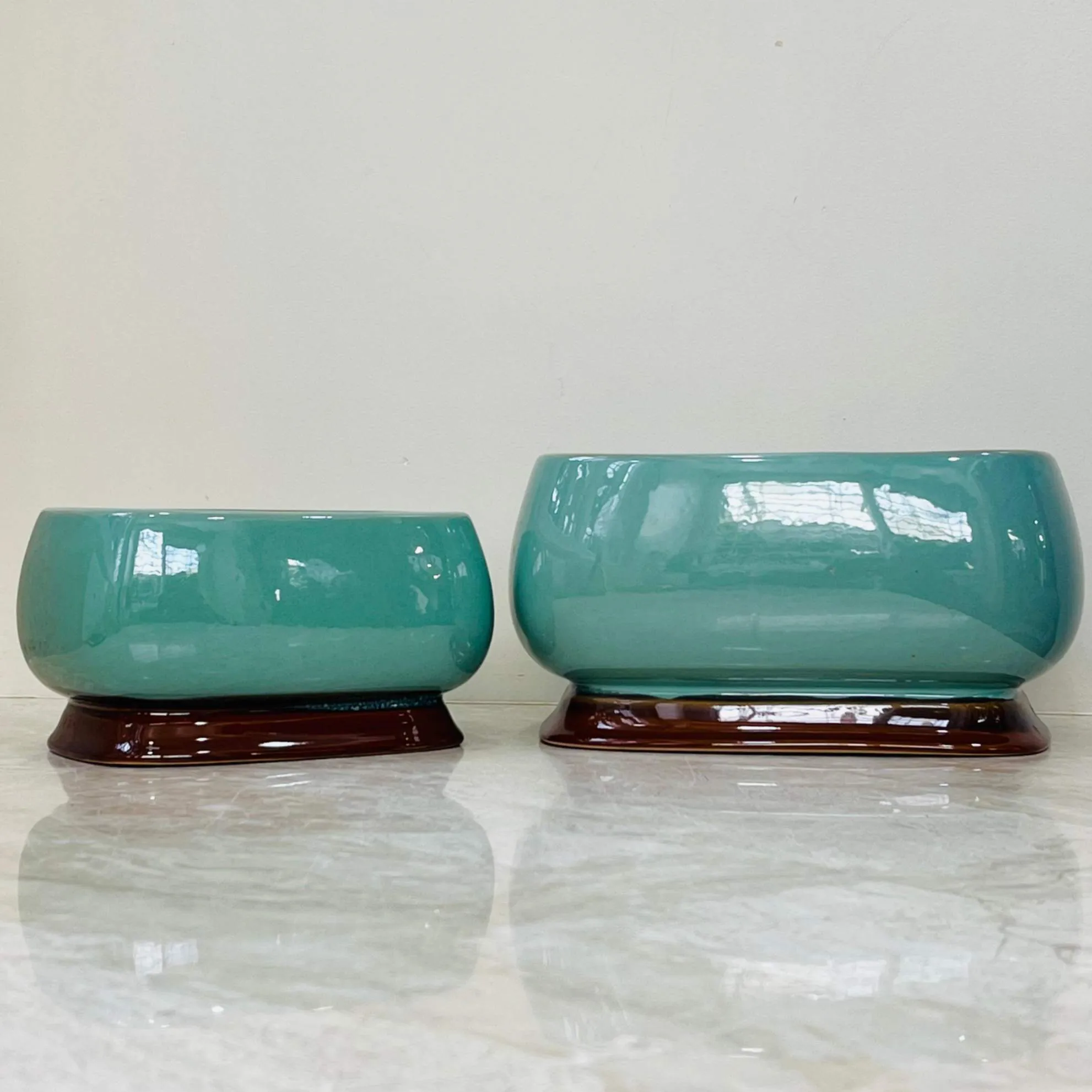 Aqua Shine Oval Ceramic Planters-2 Sizes Available