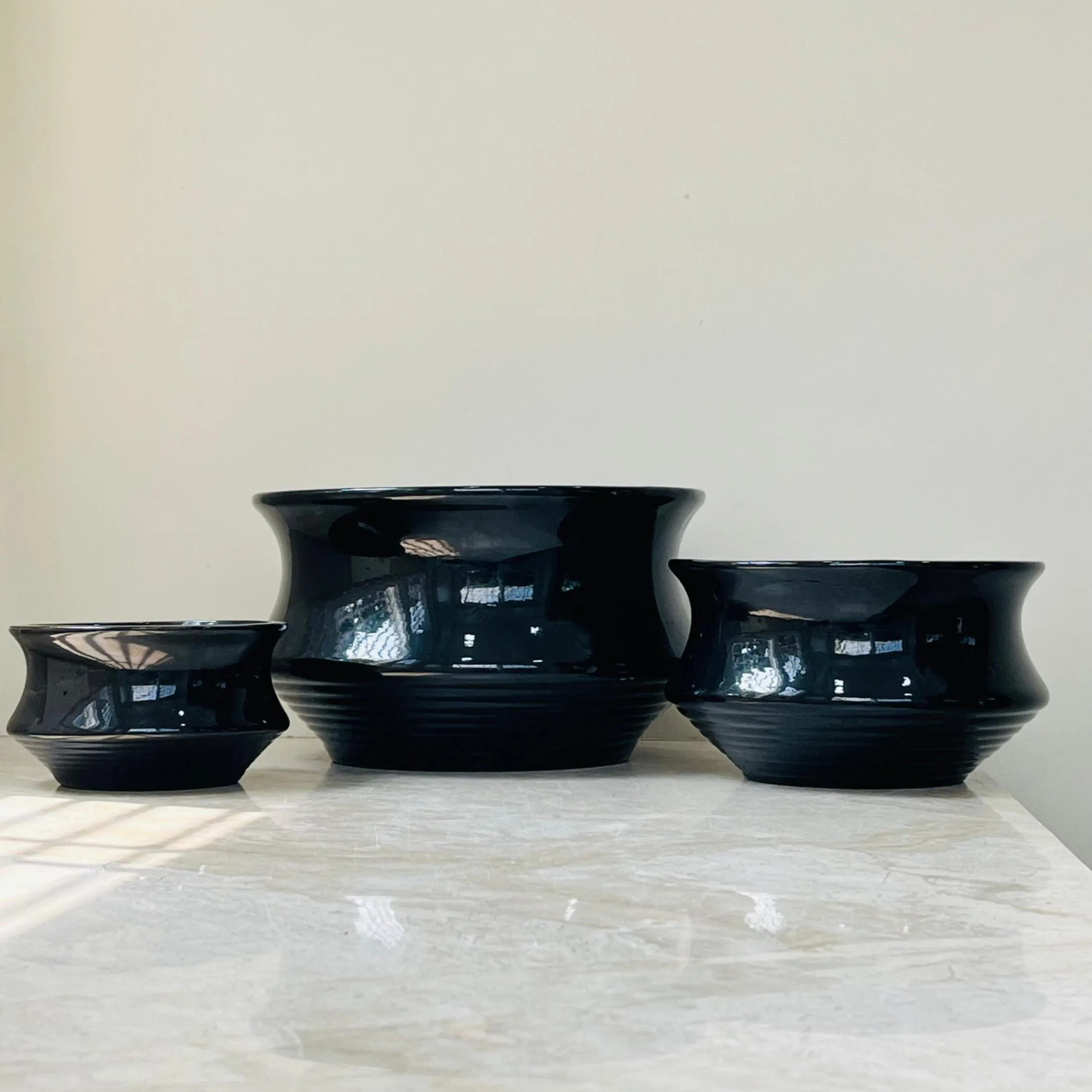 Glossy Flared Black Planter Set Of 3