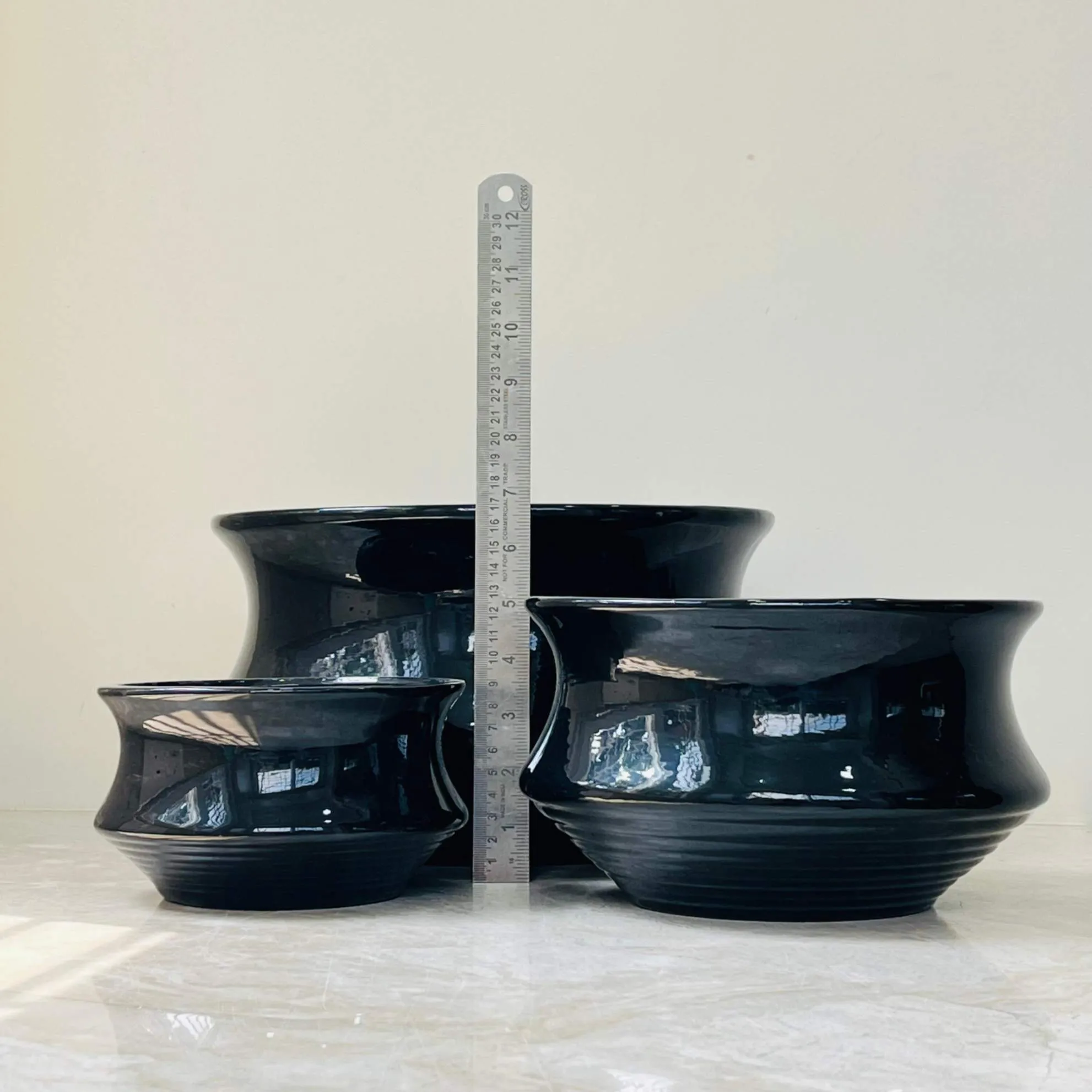 Glossy Flared Black Planter Set Of 3