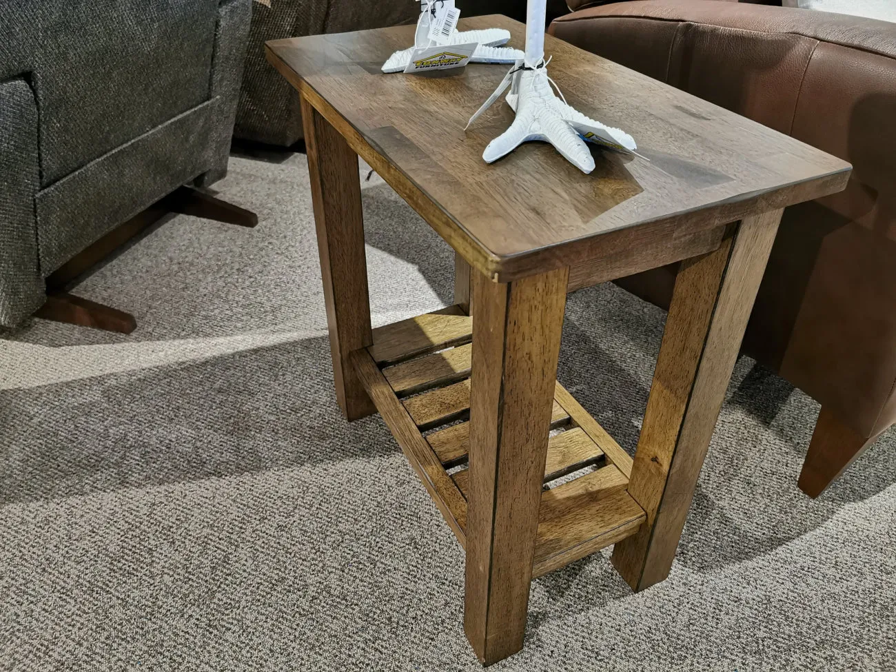 NP101E Newport 14" End Table