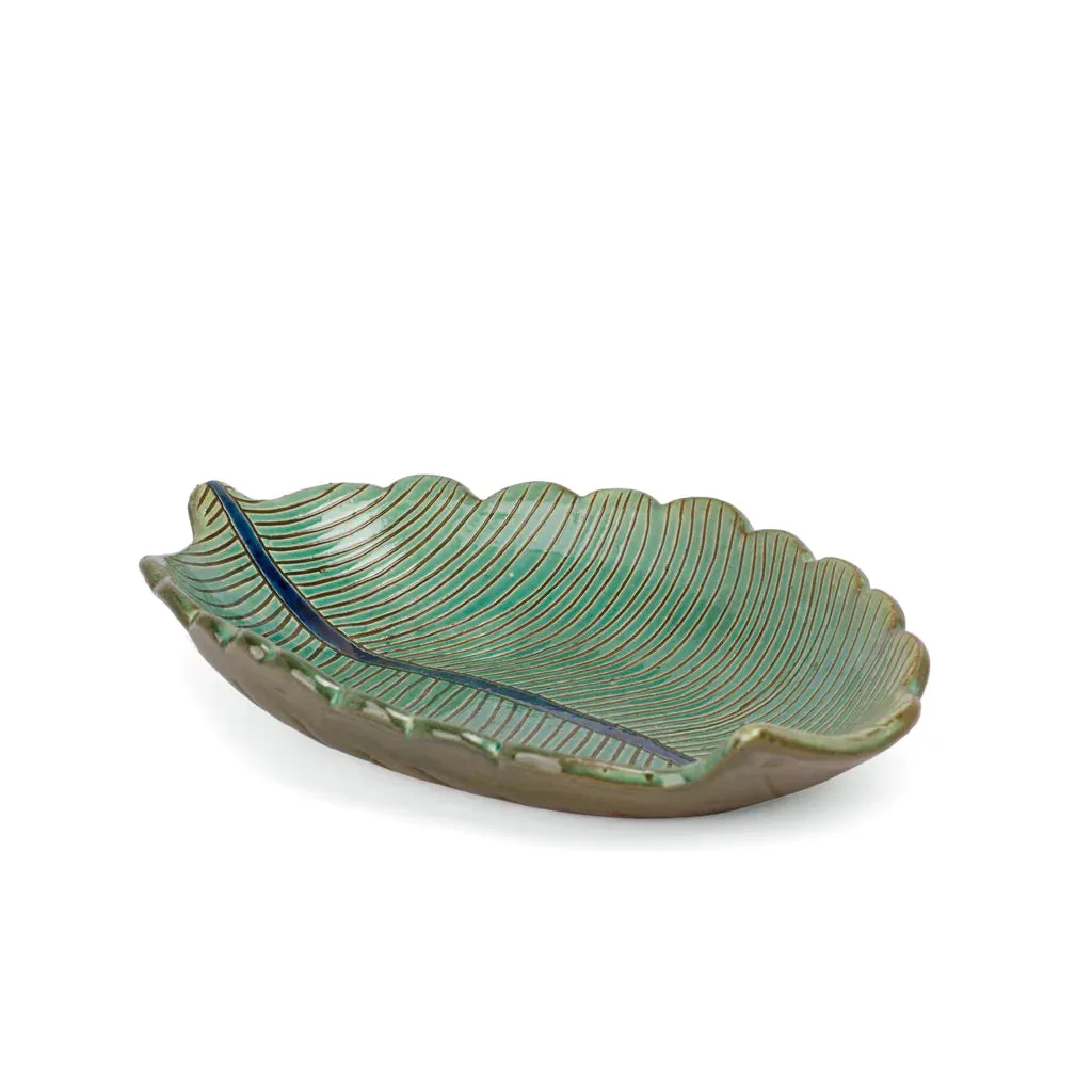 Scalloped Leaf Plate